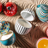 Candela profumata Ladenac “Uovo Bianco Striscia Nera” in ceramica – 220 g