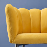 Sedia in velluto Marlene Werns in giallo