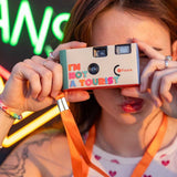 Macchina fotografica usa e getta “I’m Not a Tourist” Fisura