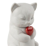 Scultura in porcellana "Baffi – Gattino giocoso" con cuore rosso LLADRÓ